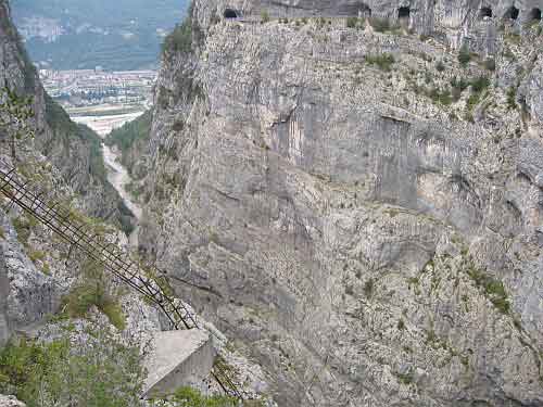 Vajont's Canyon, and Longarone town